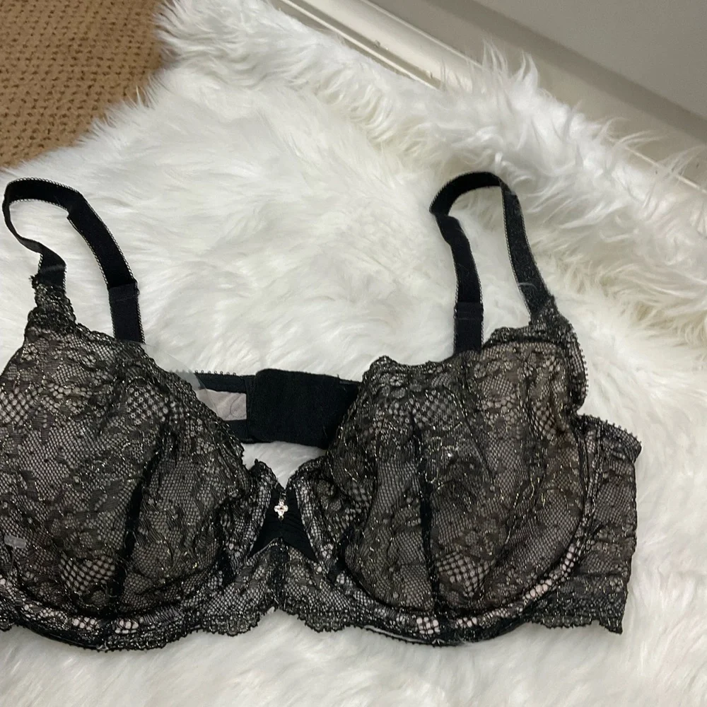 Victoria's Secret Black and White Lace Bra Set